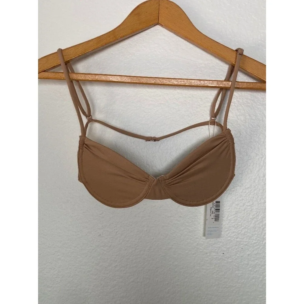 Frankies Bikinis Maggie Underwire Swimsuit Bikini Top Small Beach Vacation